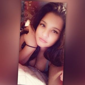 Meet your Posher, Adrianna